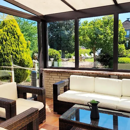 Moderne 1 Mit Sonnenterrasse Und Parkplatz, In Ruhiger Lage, Nur Wenige Gehminuten Zum Ostsee Sandstrand Apartamento *