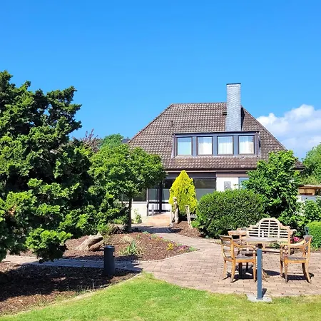 Moderne 1 Mit Sonnenterrasse Und Parkplatz, In Ruhiger Lage, Nur Wenige Gehminuten Zum Ostsee Sandstrand 公寓