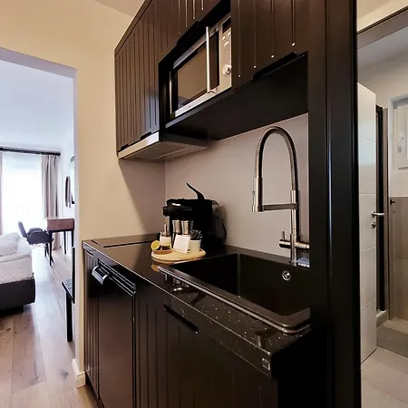 アパート Moderne 1 Mit Sonnenterrasse Und Parkplatz, In Ruhiger Lage, Nur Wenige Gehminuten Zum Ostsee Sandstrand