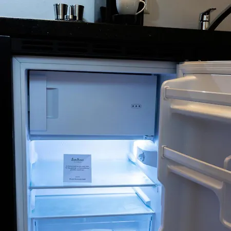 Apartamento Moderne 1 Mit Sonnenterrasse Und Parkplatz, In Ruhiger Lage, Nur Wenige Gehminuten Zum Ostsee Sandstrand *