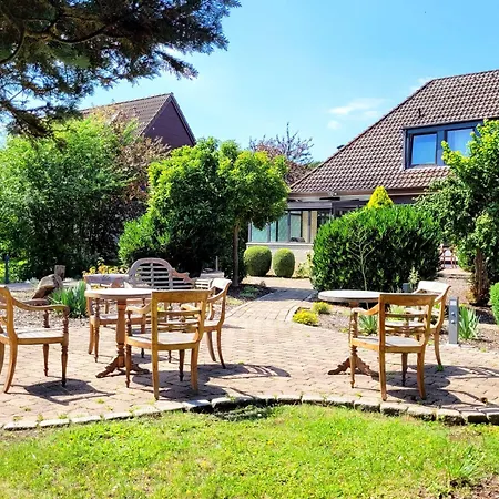 Moderne 1 Mit Sonnenterrasse Und Parkplatz, In Ruhiger Lage, Nur Wenige Gehminuten Zum Ostsee Sandstrand 公寓 沙博伊茨